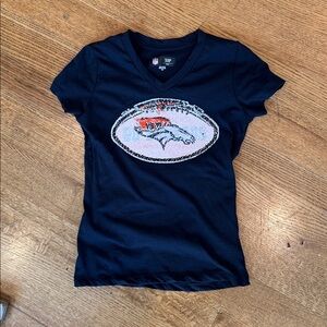 NWOT Denver Broncos blue youth flip sequin t-shirt sz 7/8